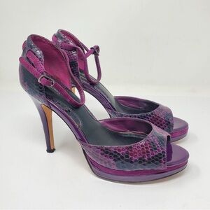 White House Black Market Purple Snakeskin Heels Coffee Break in Amethyst Snake